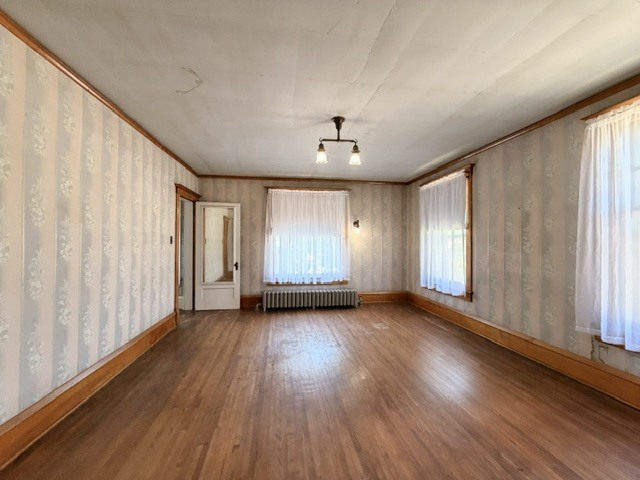 622 N Monroe Street, Clinton, IL 61727