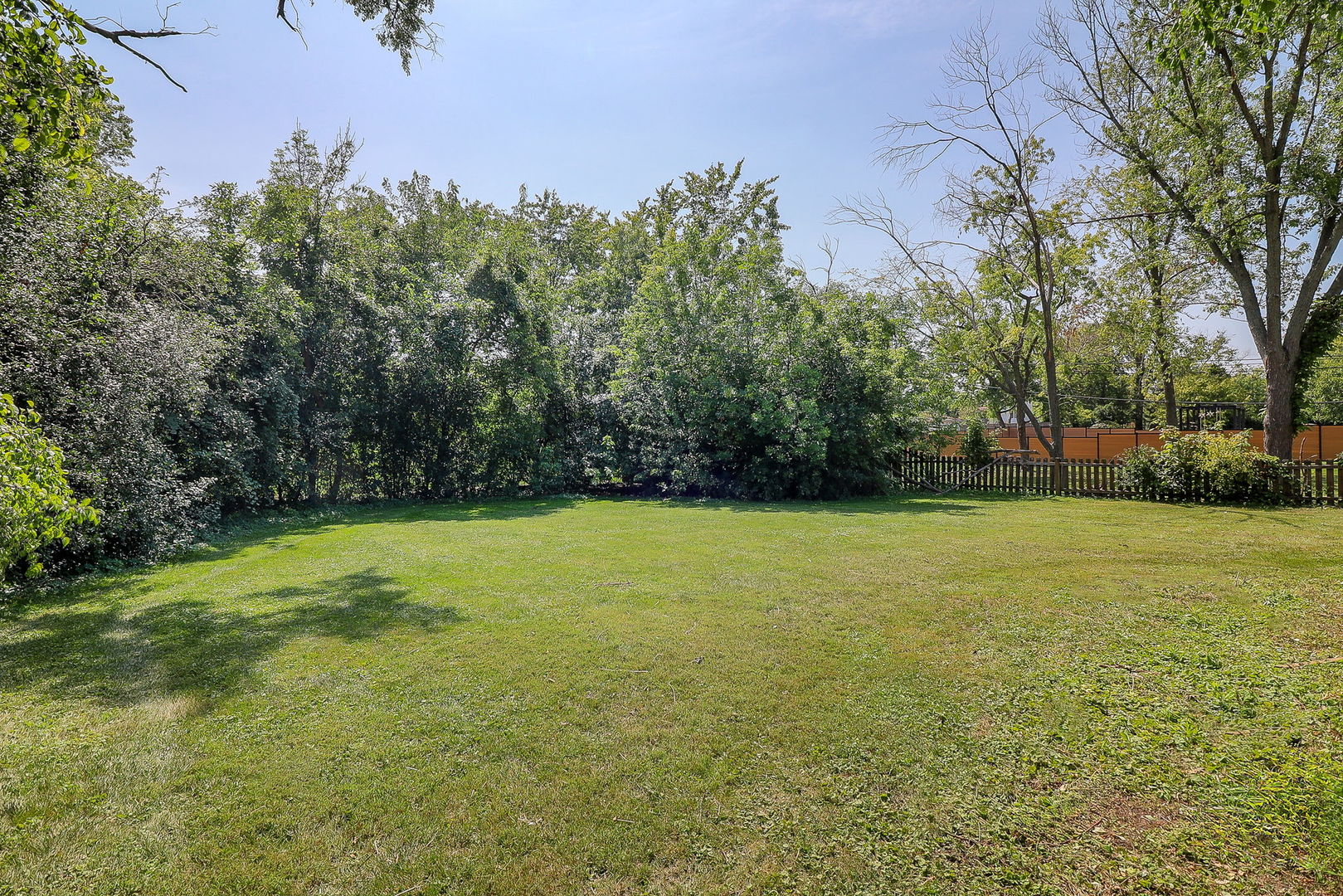 15W355 Harvard Street, Elmhurst, IL 60126