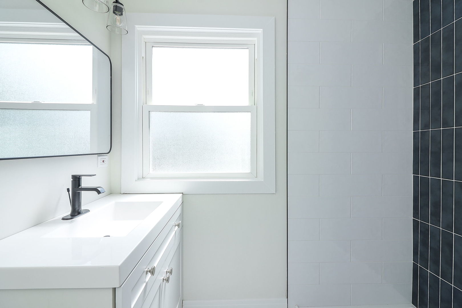 15W355 Harvard Street, Elmhurst, IL 60126