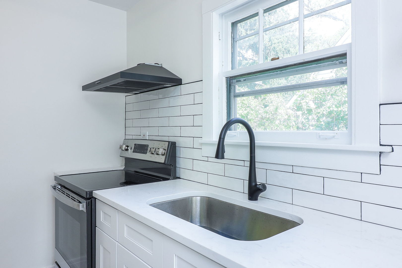 15W355 Harvard Street, Elmhurst, IL 60126