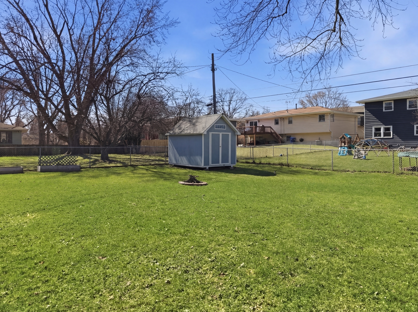 203 Fairview Drive, St. Charles, IL 60174