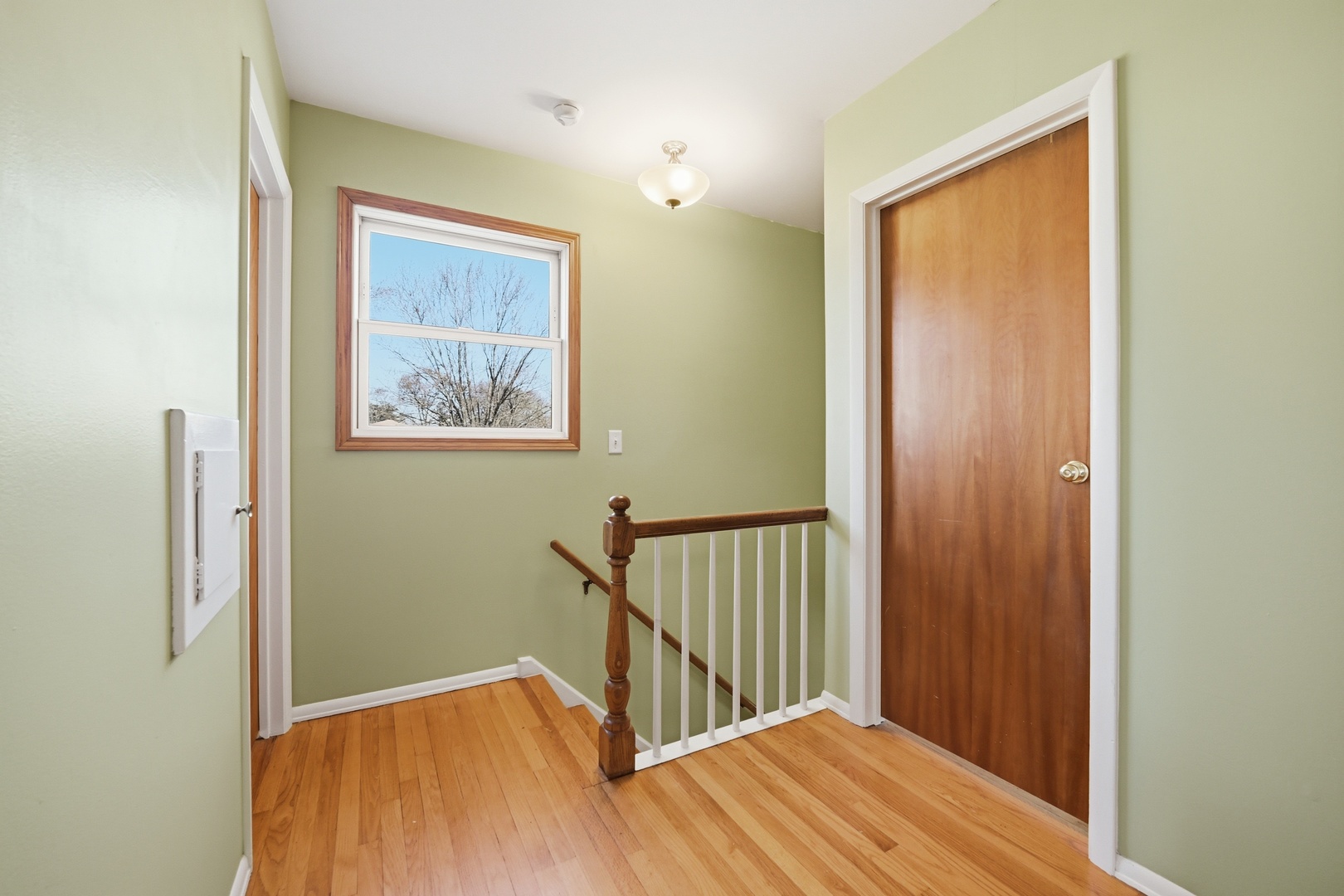 203 Fairview Drive, St. Charles, IL 60174