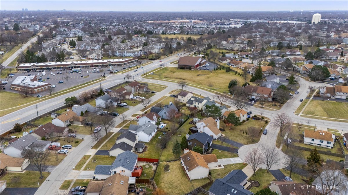 6 Juniper Court, Streamwood, IL 60107