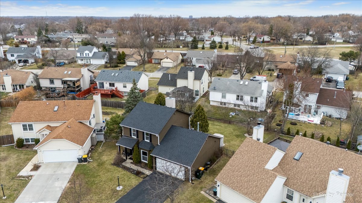 6 Juniper Court, Streamwood, IL 60107