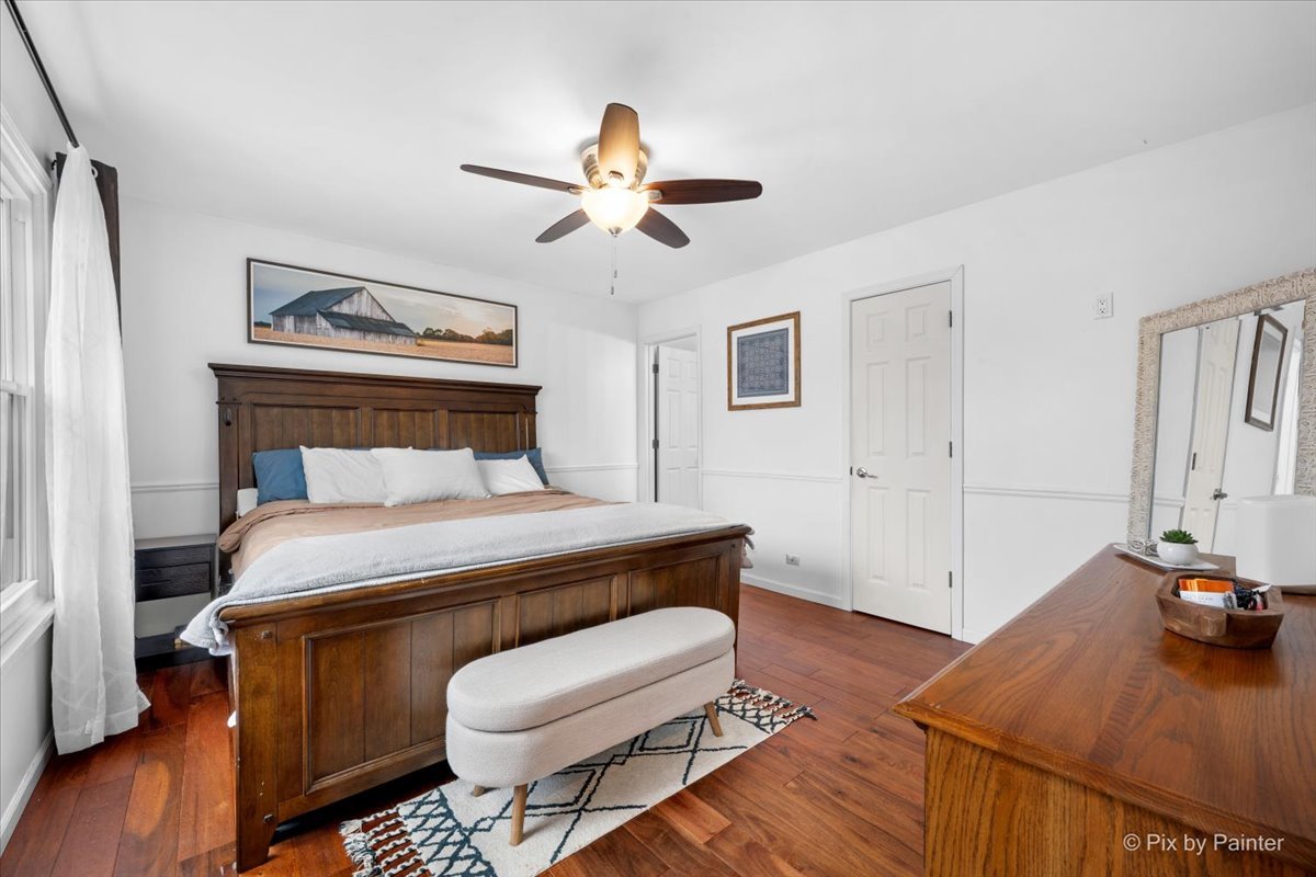 6 Juniper Court, Streamwood, IL 60107