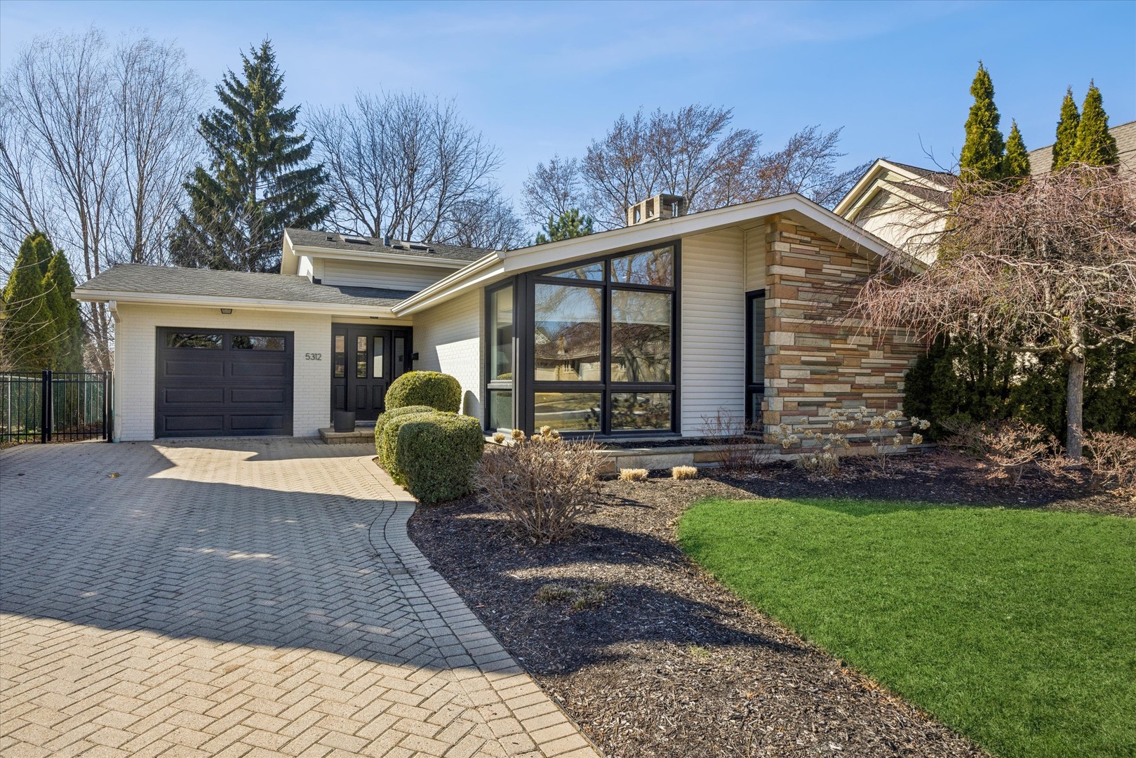 5312 HOWARD Avenue, Western Springs, IL 60558