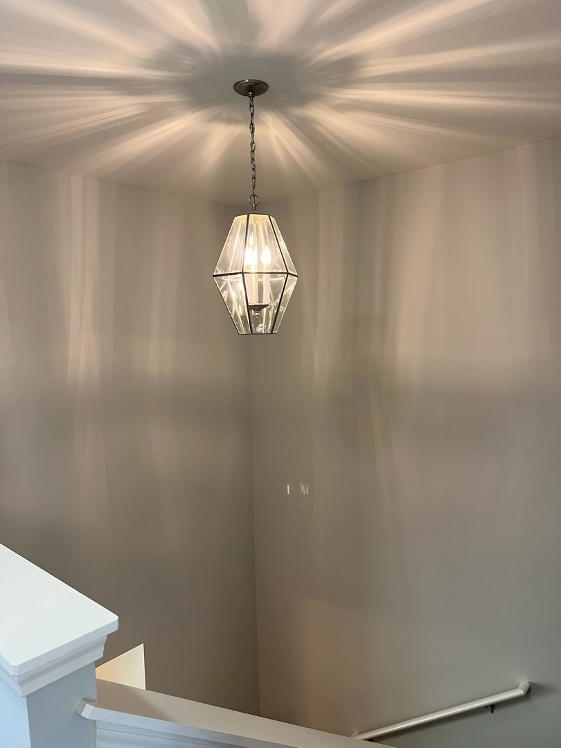 705 N KEYSTONE Lane, Vernon Hills, IL 60061