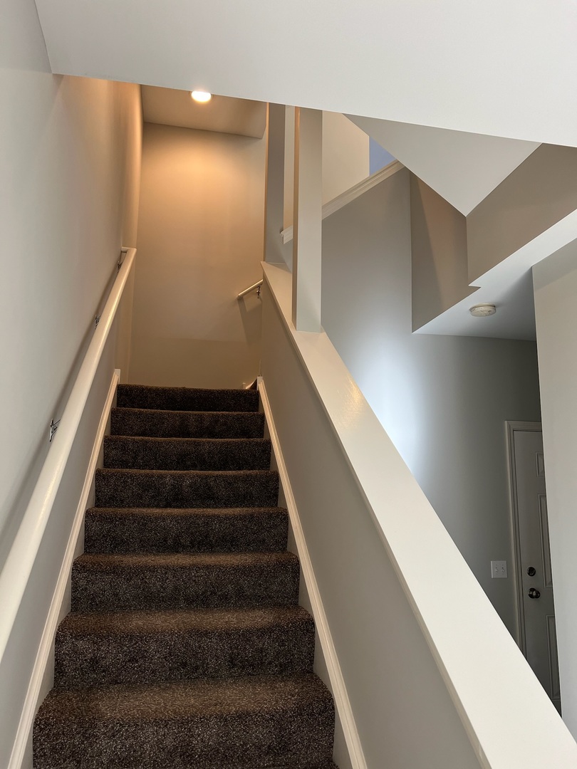 705 N KEYSTONE Lane, Vernon Hills, IL 60061