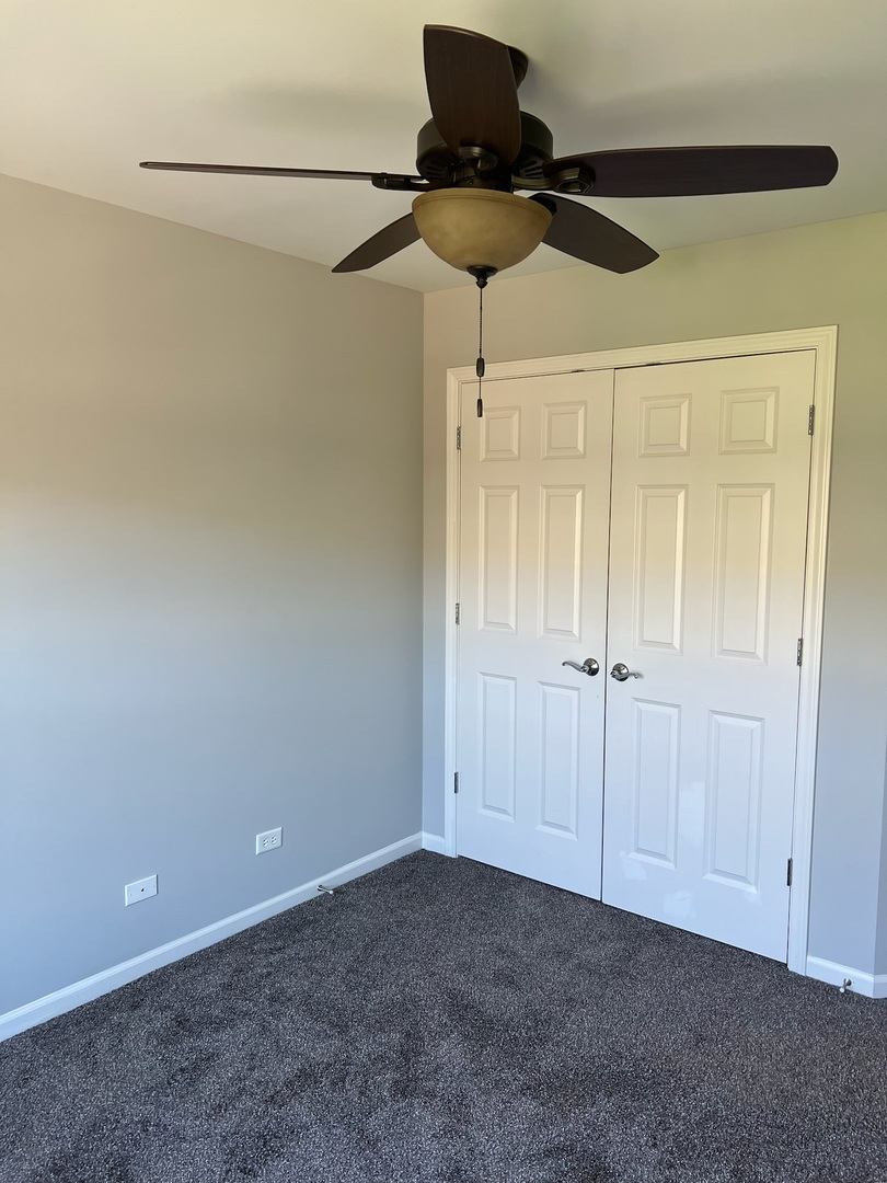 705 N KEYSTONE Lane, Vernon Hills, IL 60061