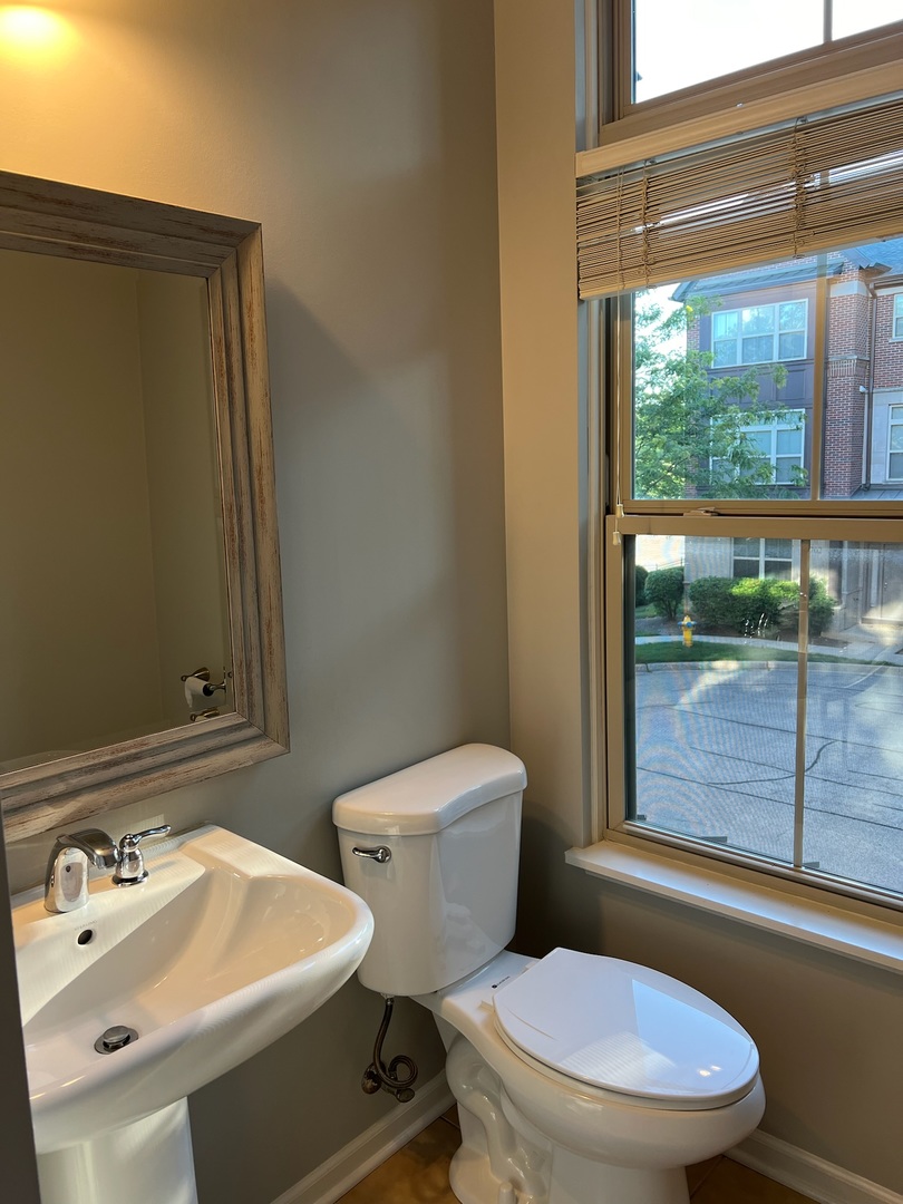 705 N KEYSTONE Lane, Vernon Hills, IL 60061