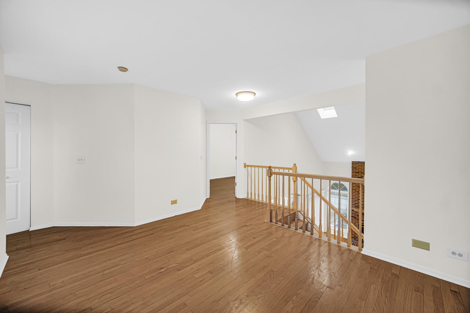 125 Stevens Drive, Schaumburg, IL 60173