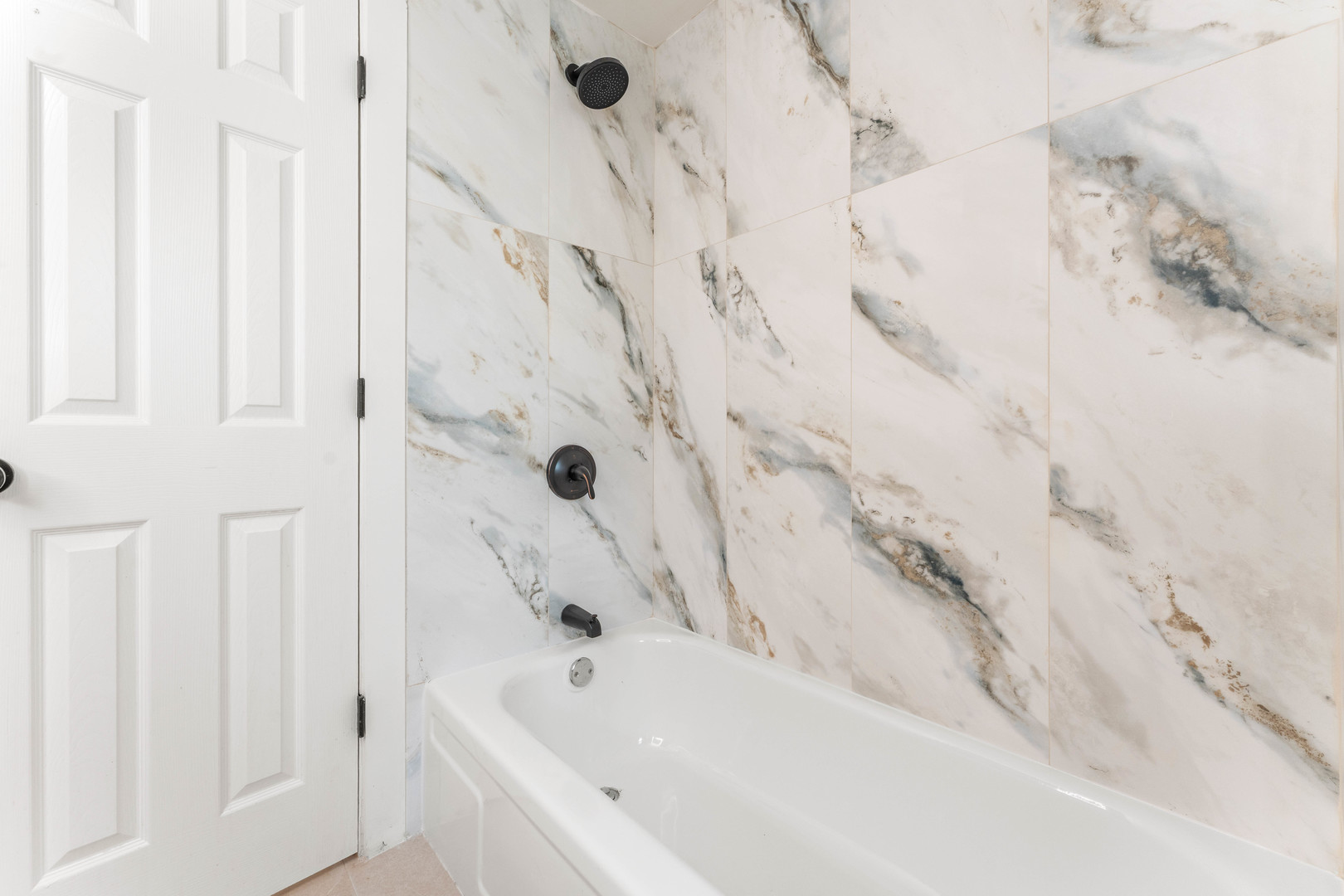 18241 Ridgewood Avenue, Lansing, IL 60438