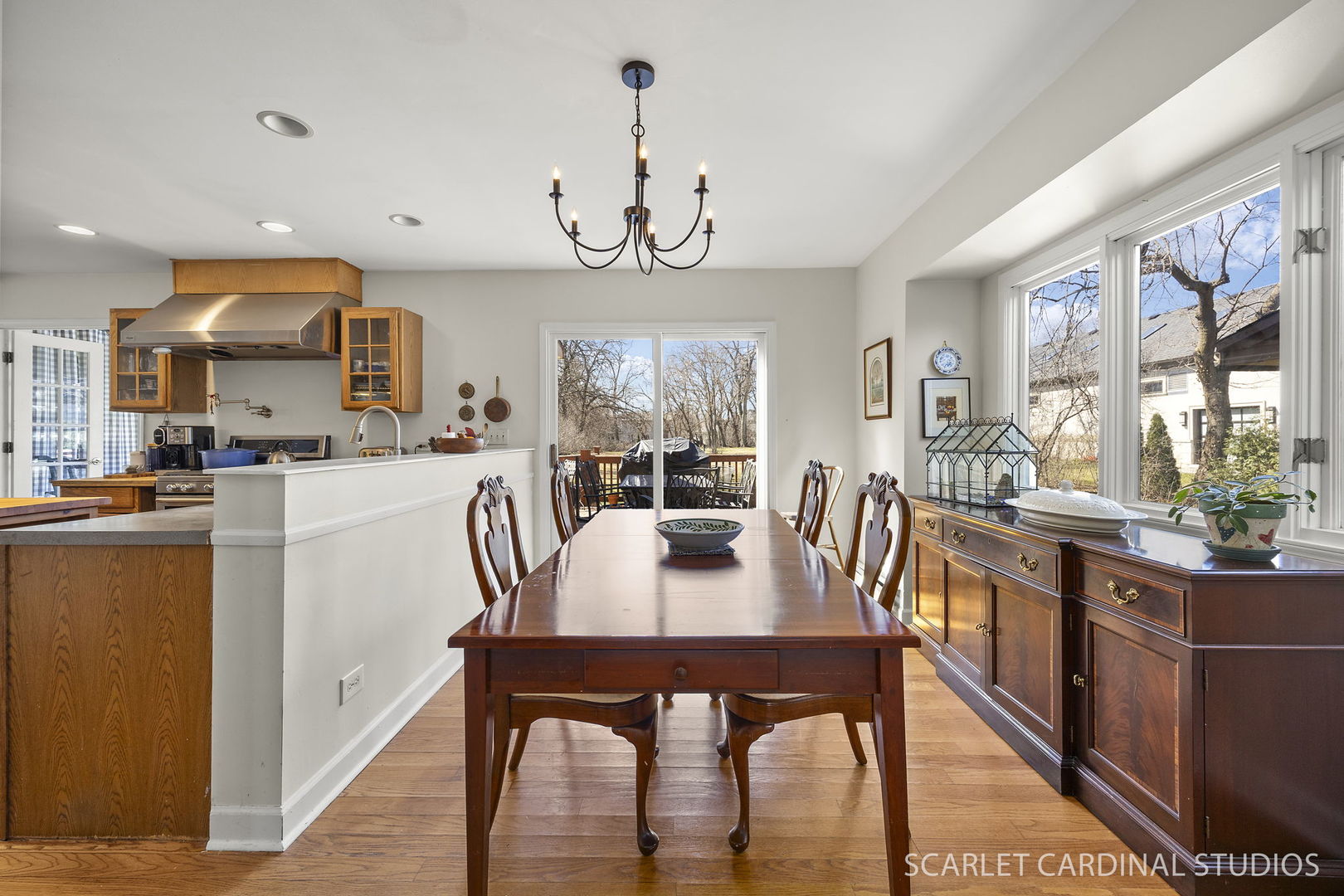 710 N Kenilworth Avenue, Glen Ellyn, IL 60137