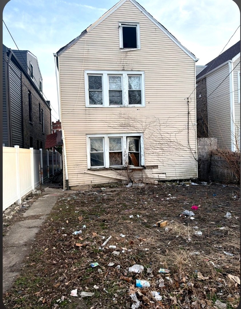 4312 W CULLERTON Street, Chicago, IL 60623