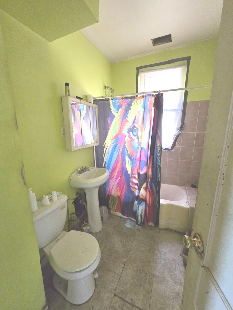 4312 W CULLERTON Street, Chicago, IL 60623