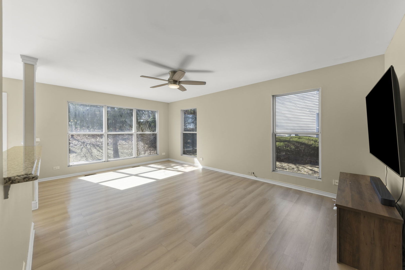 548 Larkspur Drive, Bolingbrook, IL 60440