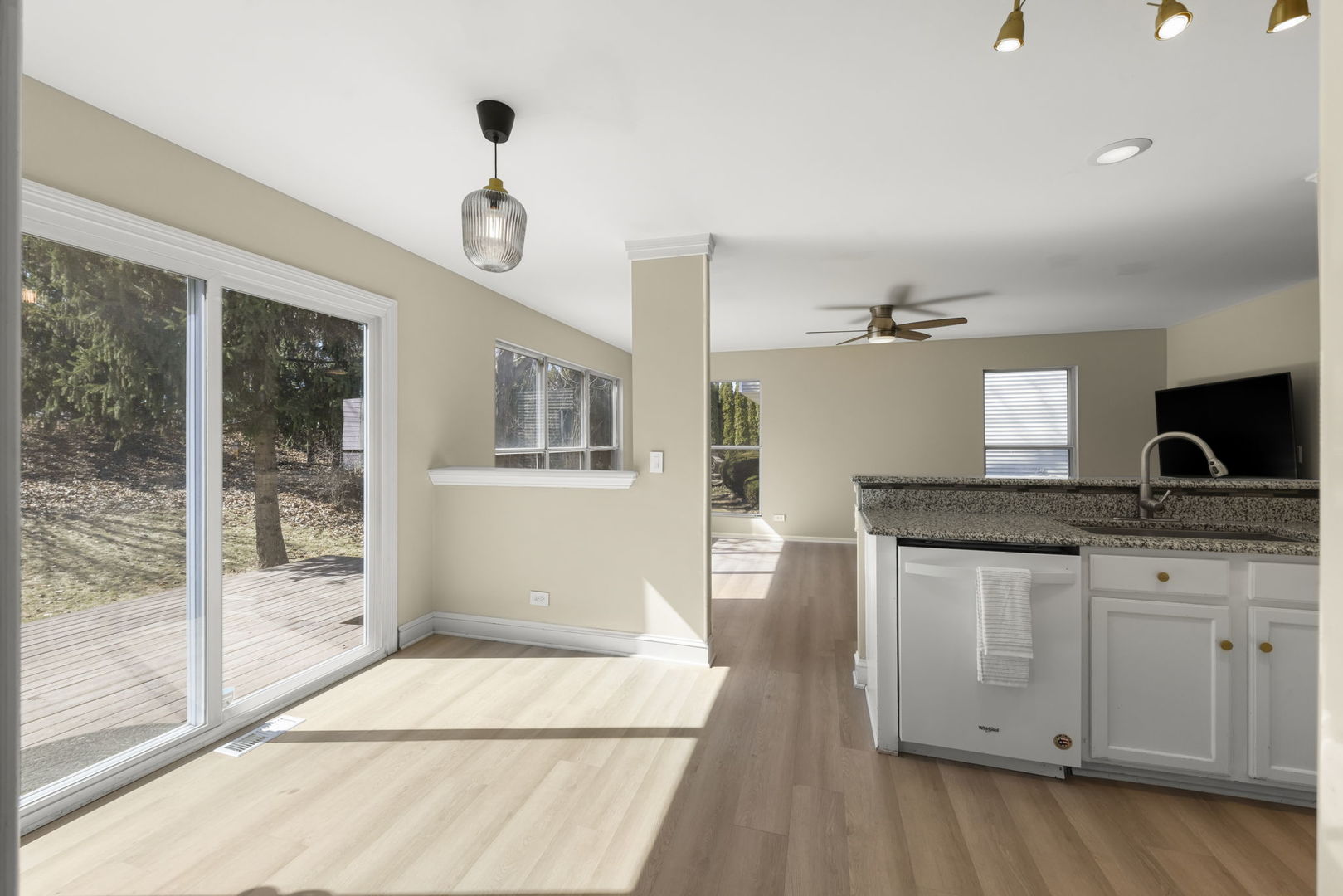 548 Larkspur Drive, Bolingbrook, IL 60440