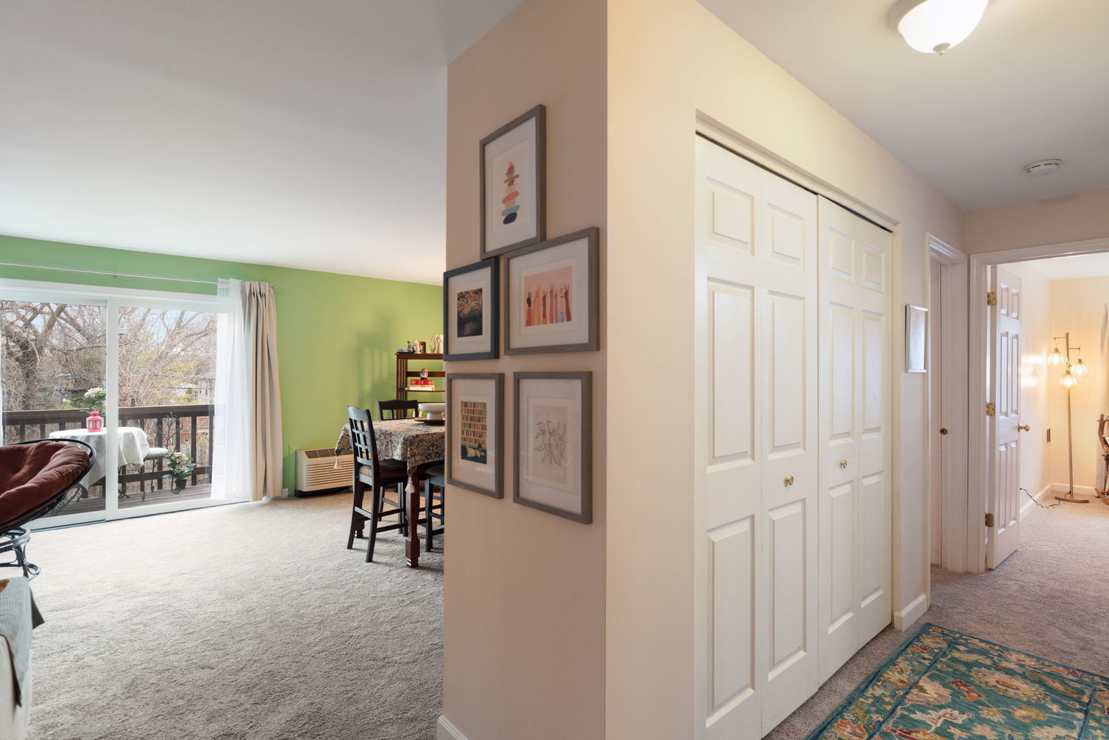 33561 N Royal Oak Lane #209, Grayslake, IL 60030