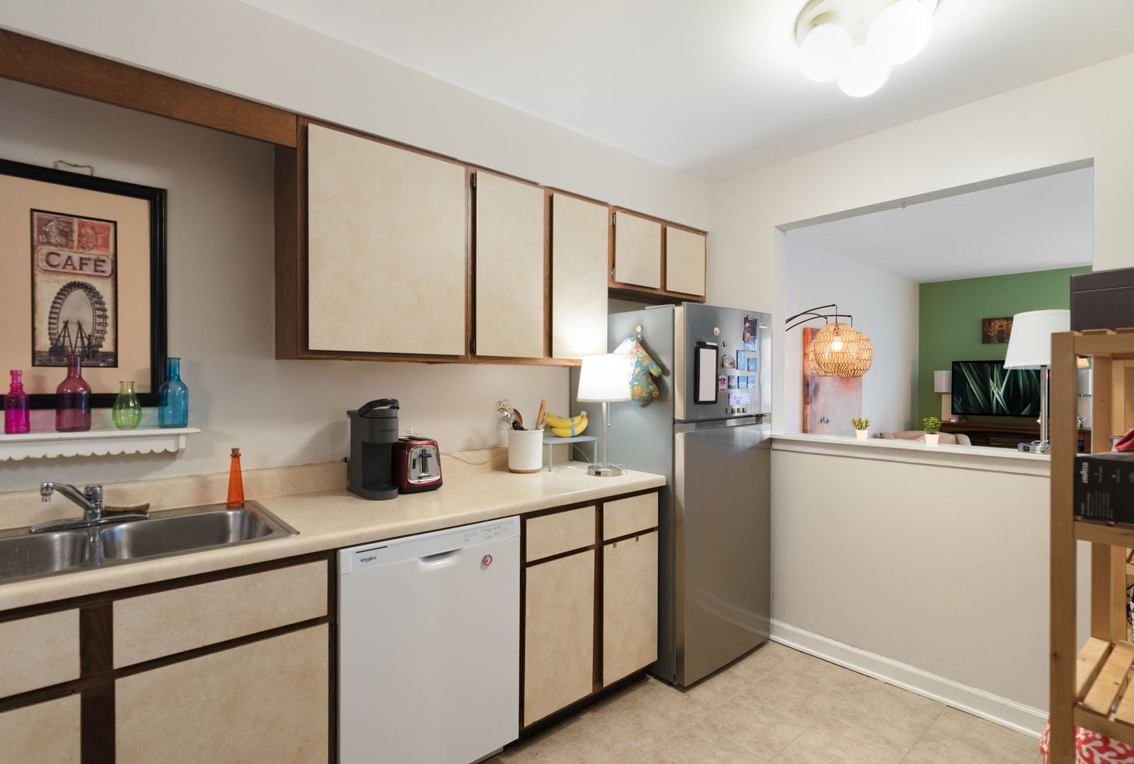 33561 N Royal Oak Lane #209, Grayslake, IL 60030