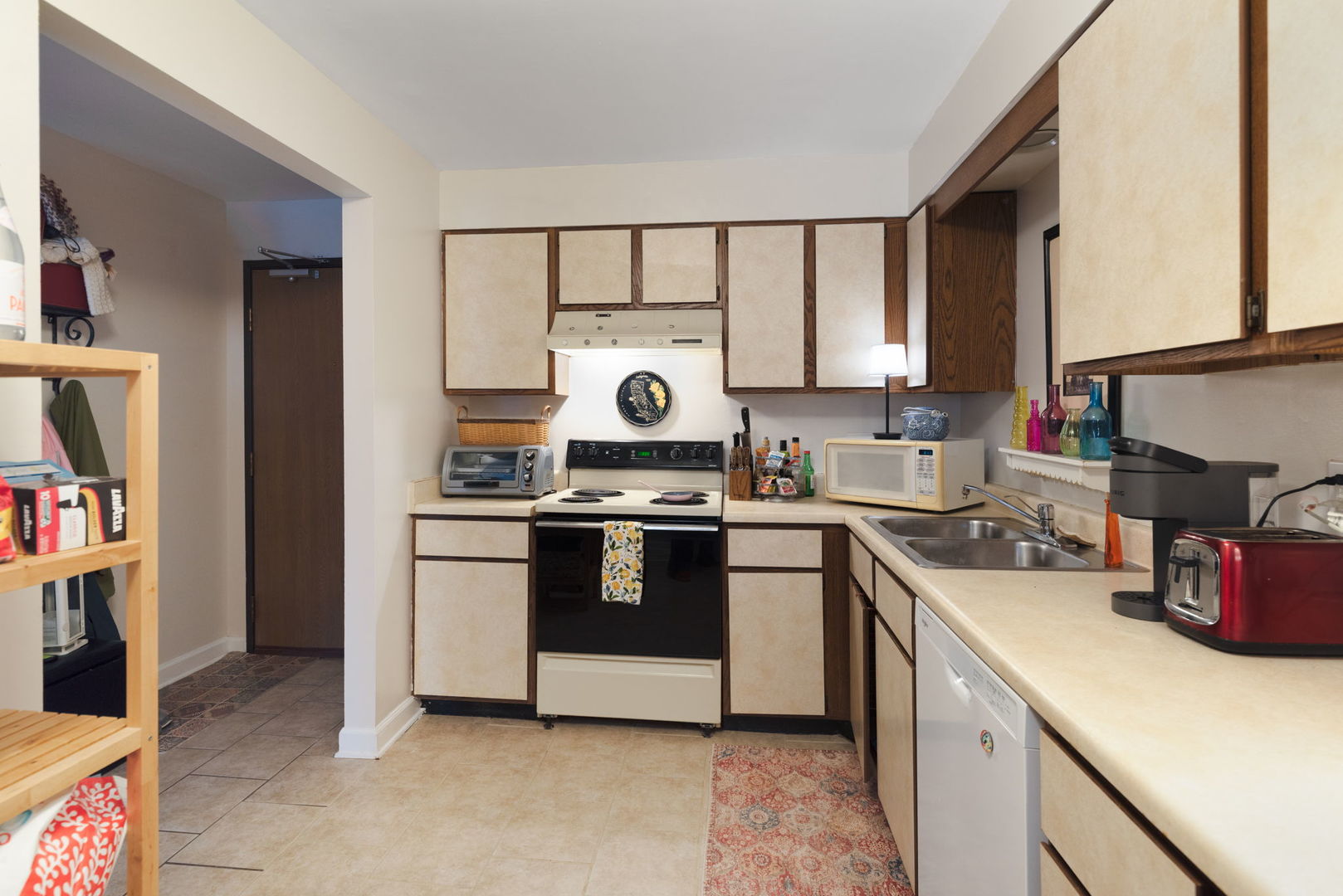 33561 N Royal Oak Lane #209, Grayslake, IL 60030