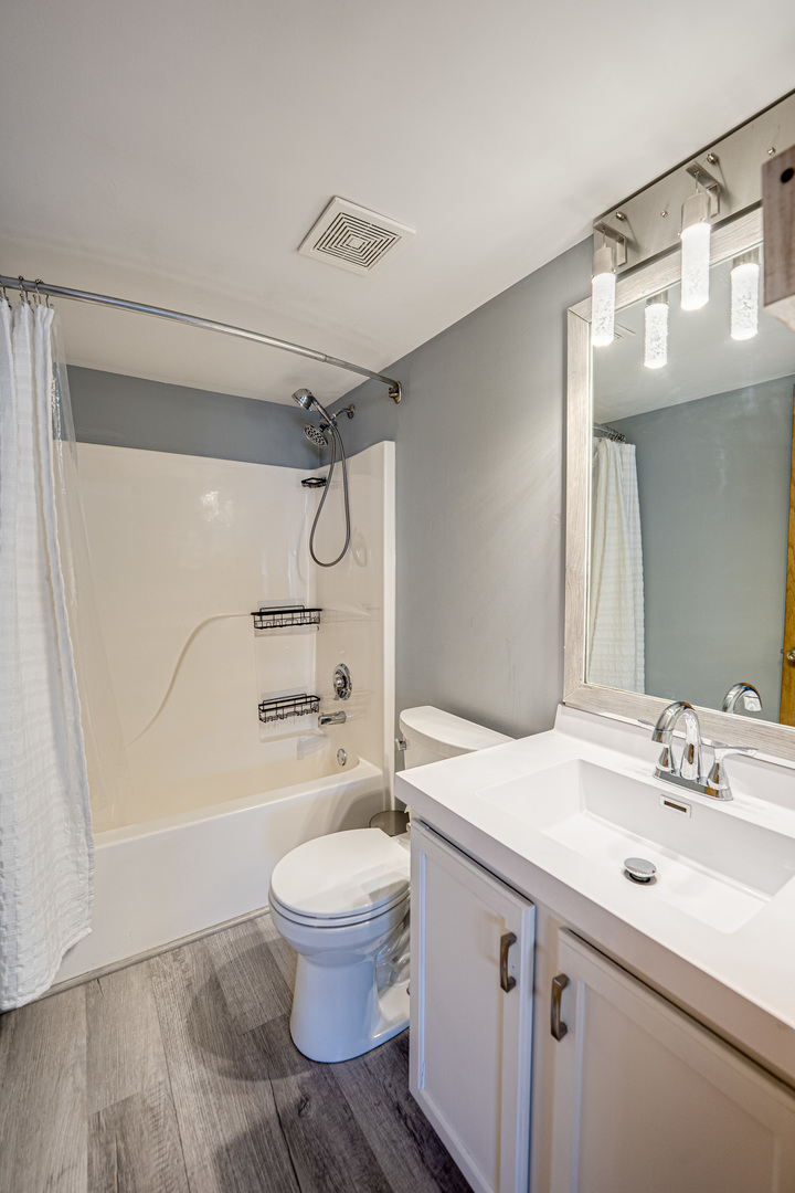 2110 WYNHAM LAKES Court, Plainfield, IL 60586