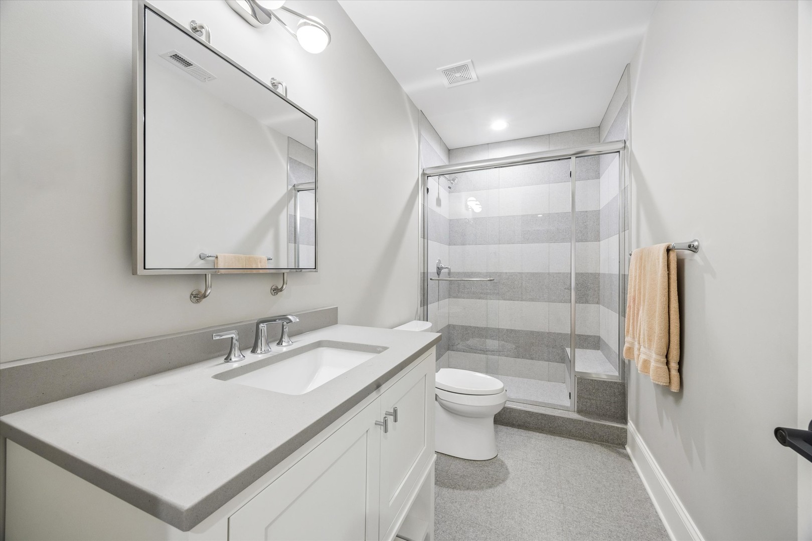 4041 Johnson Avenue, Western Springs, IL 60558