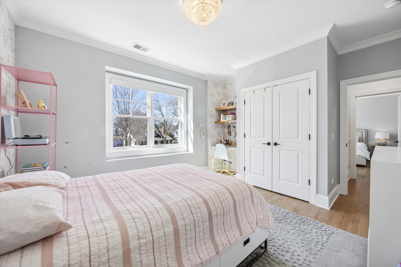 4041 Johnson Avenue, Western Springs, IL 60558