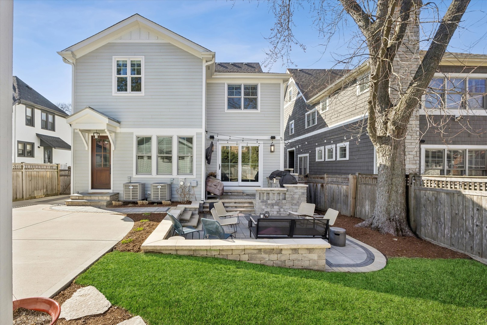 4041 Johnson Avenue, Western Springs, IL 60558