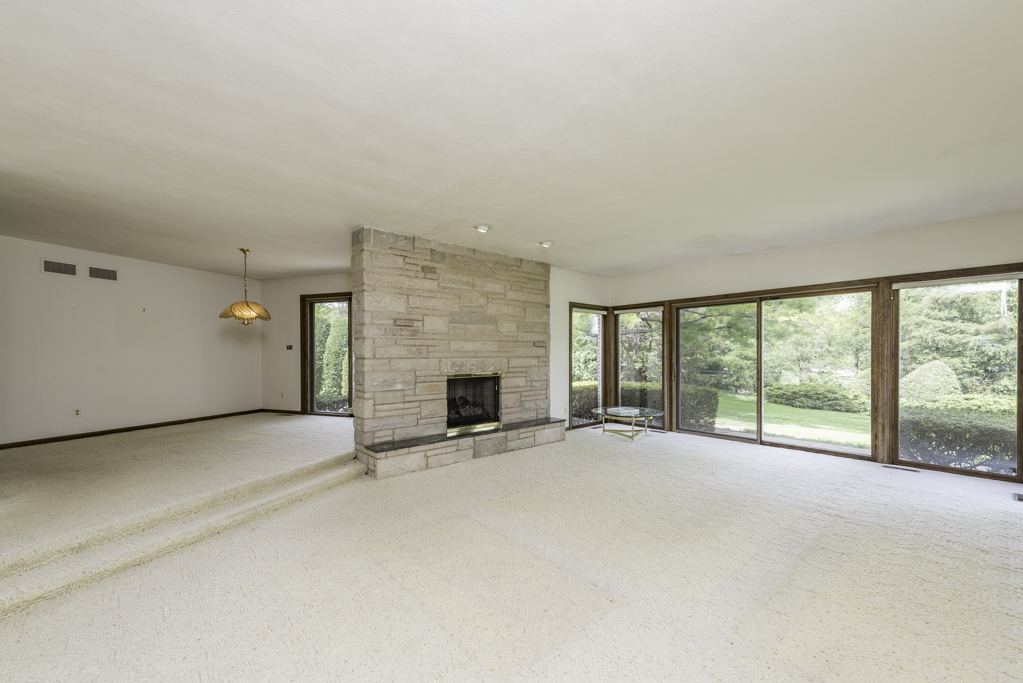 4914 3rd Street, Winthrop Harbor, IL 60096