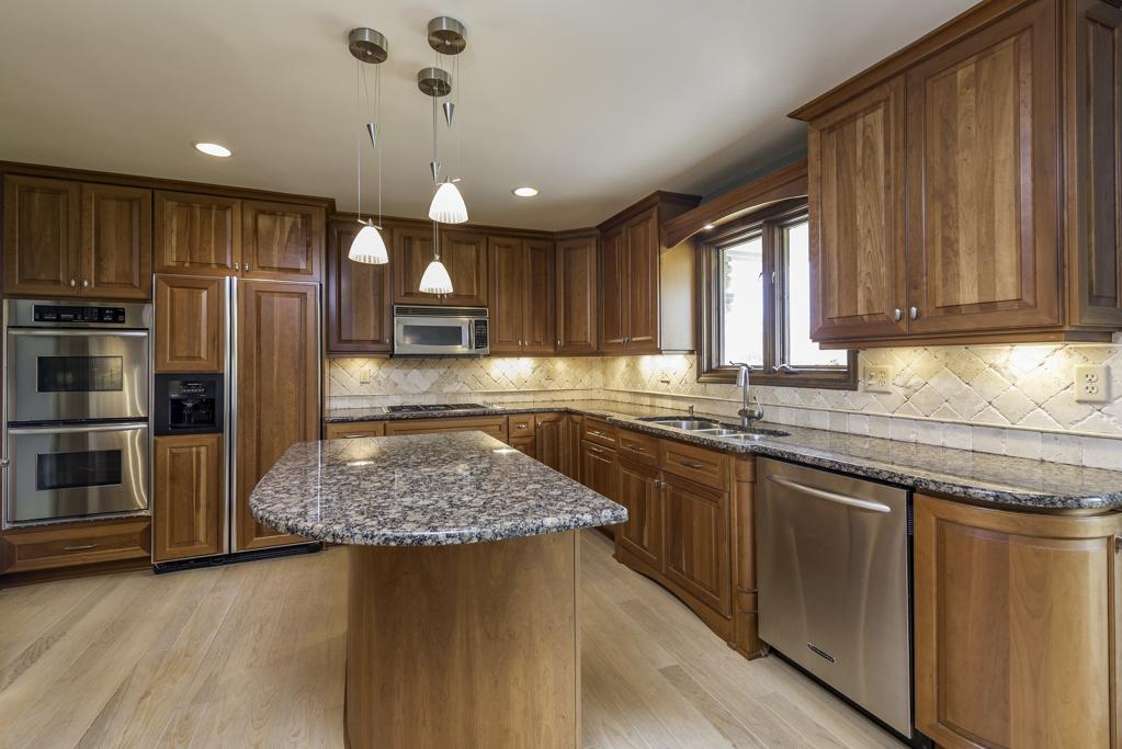 4914 3rd Street, Winthrop Harbor, IL 60096