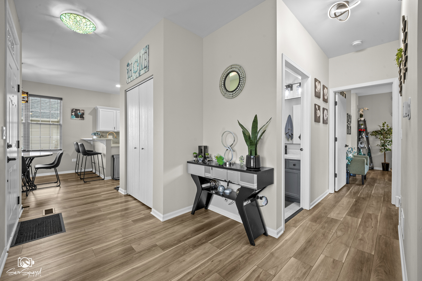 15958 Buckner Pond Way, Crest Hill, IL 60403