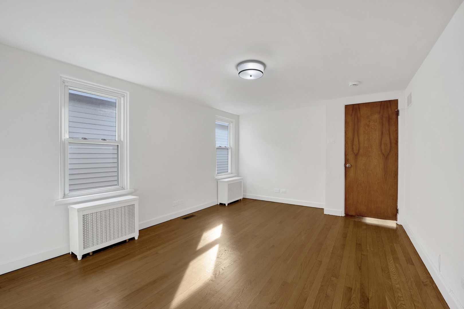 2808 N 76th Court, Elmwood Park, IL 60707