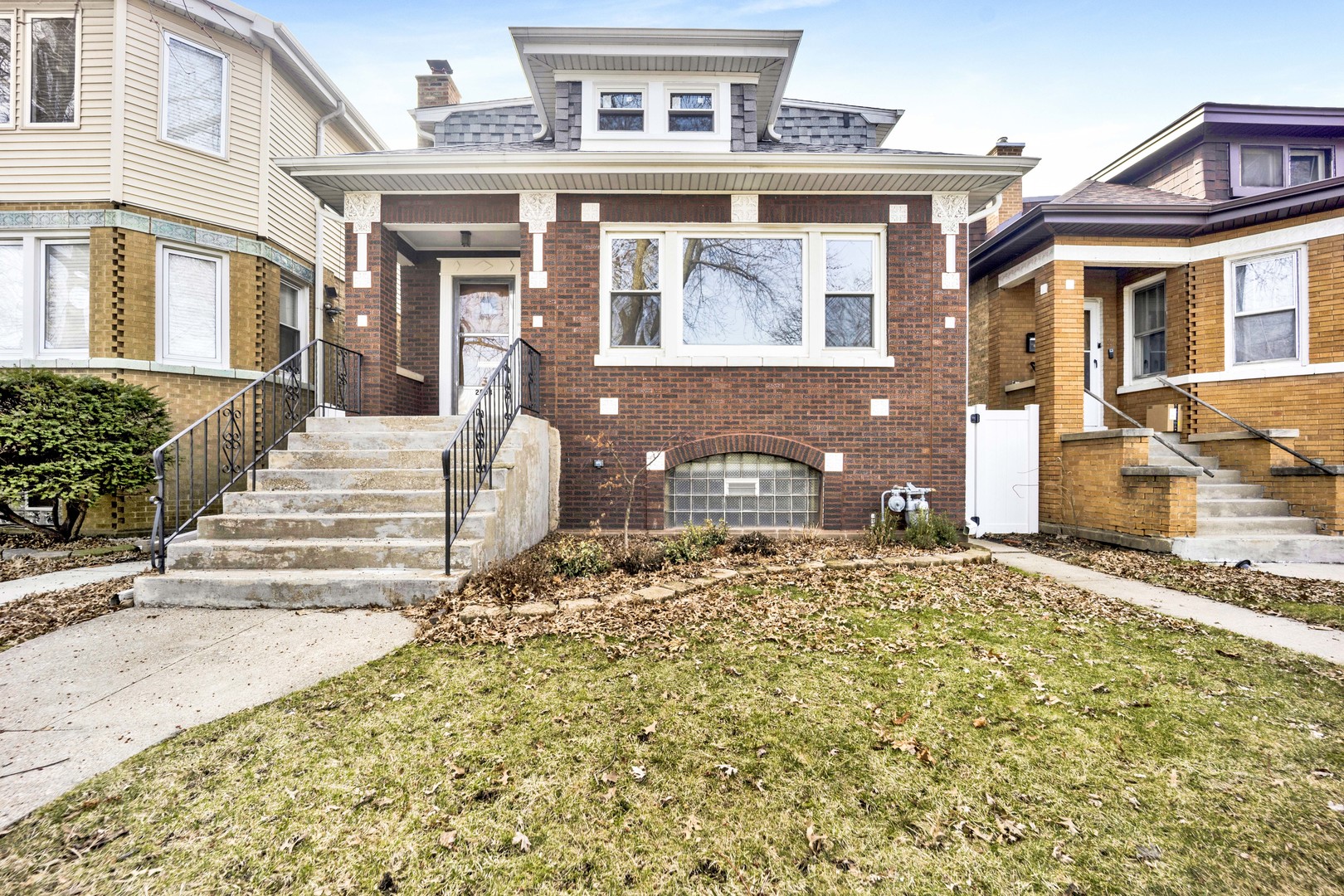 2808 N 76th Court, Elmwood Park, IL 60707