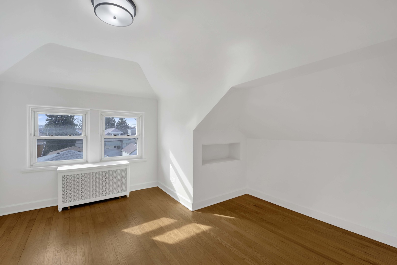 2808 N 76th Court, Elmwood Park, IL 60707