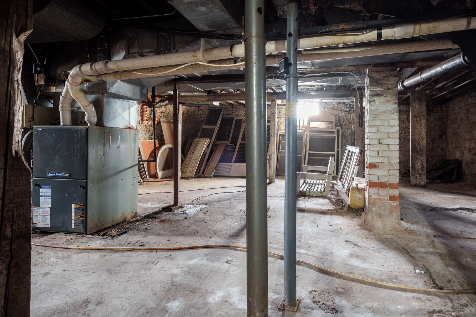 326 S 2nd Street, Rockford, IL 61104