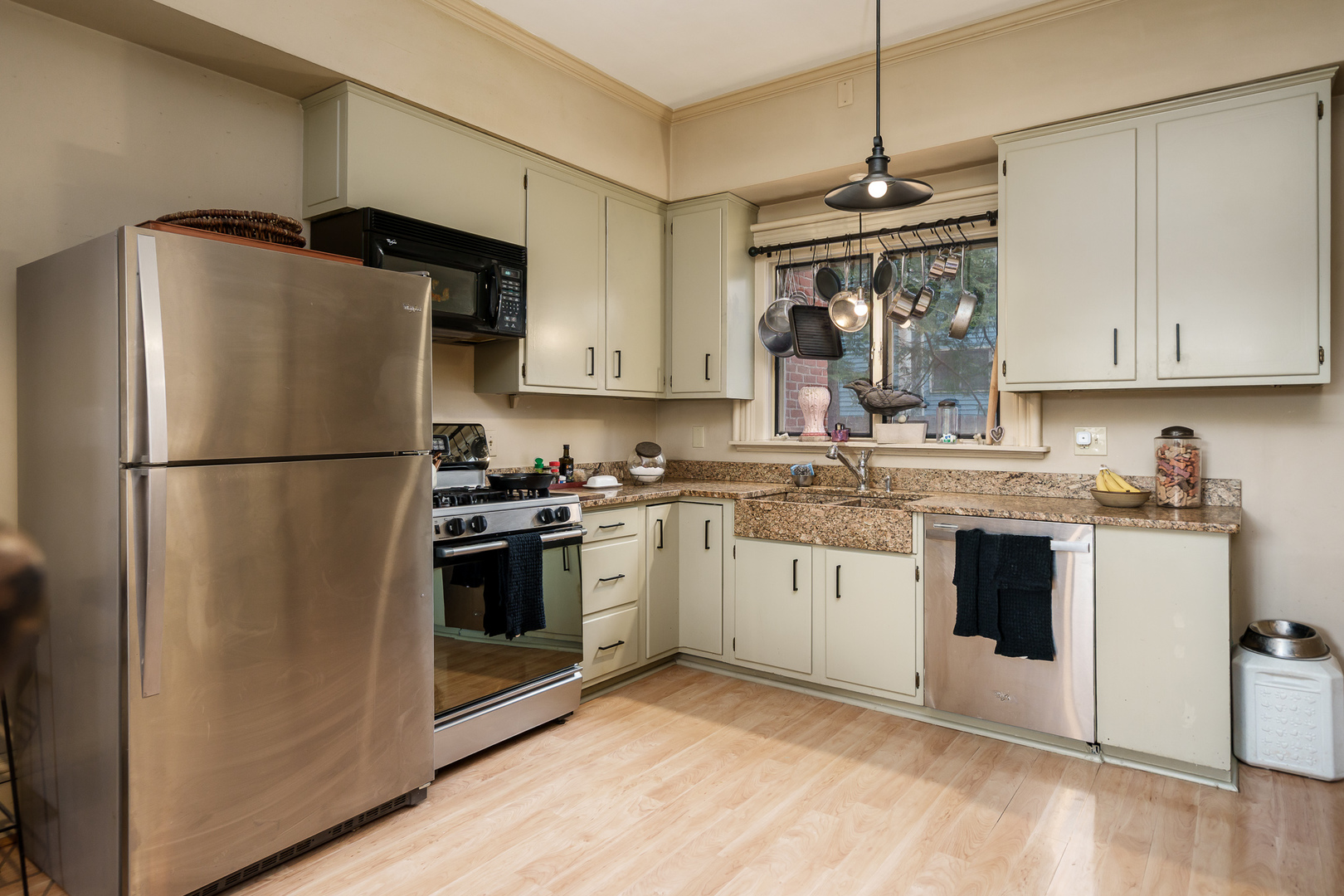 326 S 2nd Street, Rockford, IL 61104