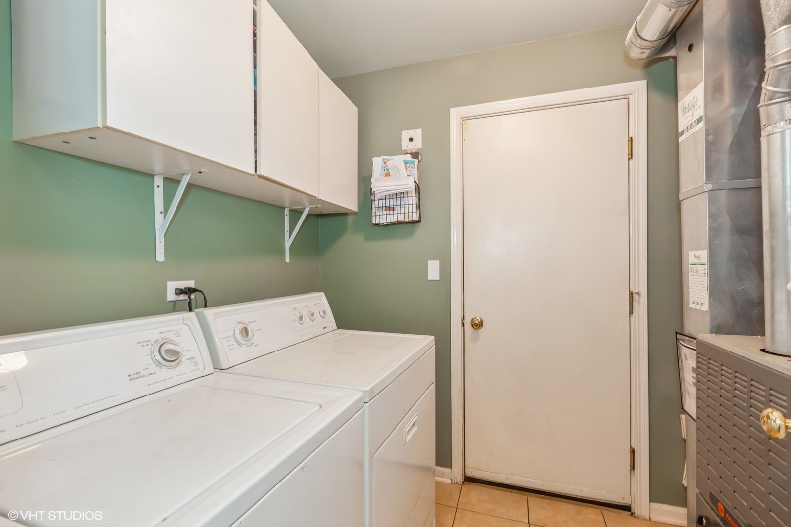 936 Moultrie Court, Naperville, IL 60563