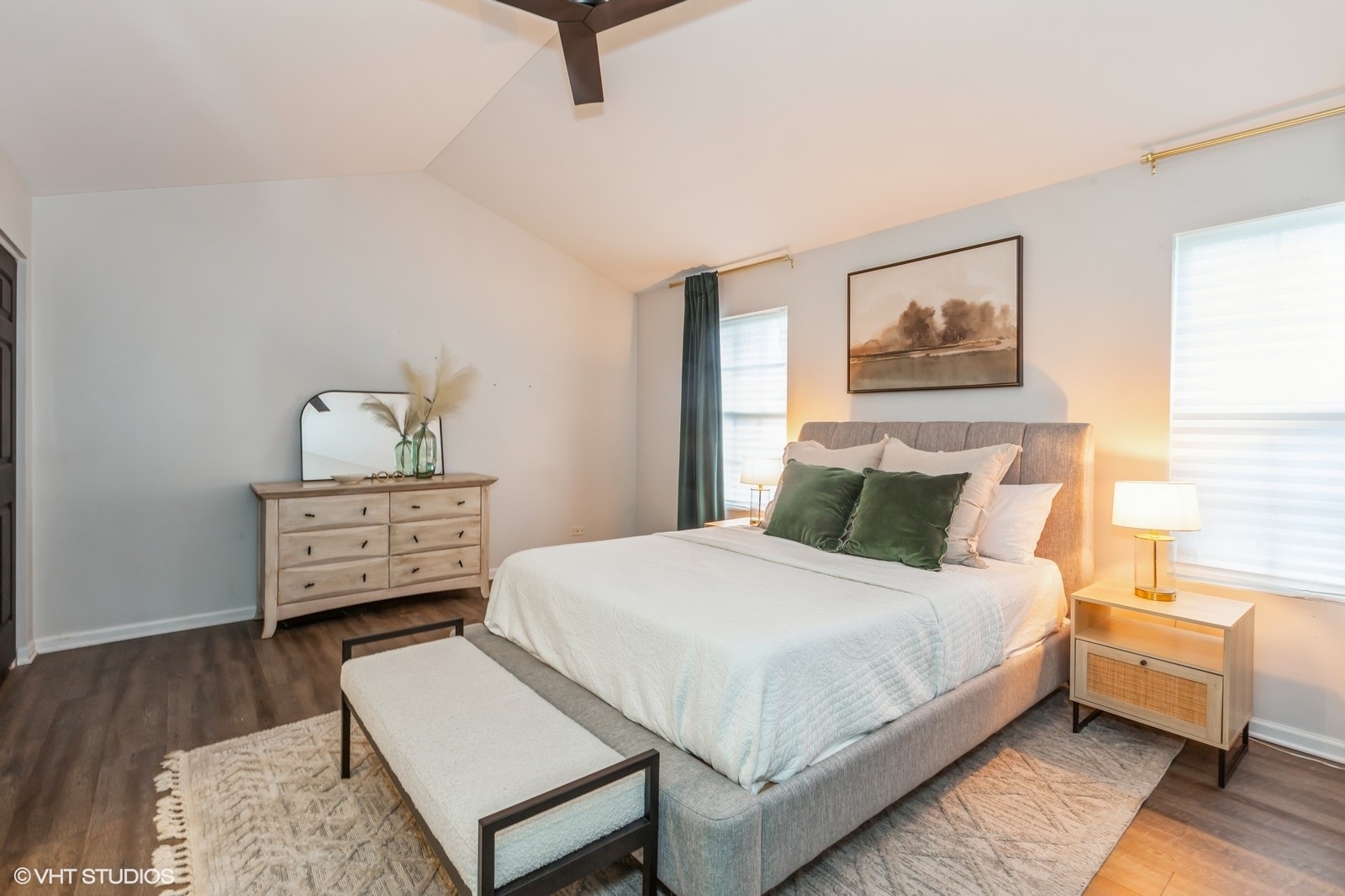 936 Moultrie Court, Naperville, IL 60563