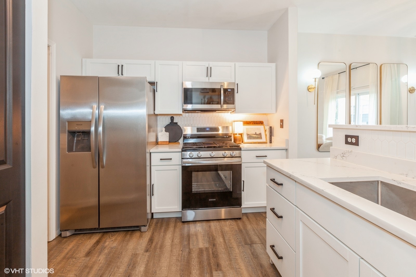 936 Moultrie Court, Naperville, IL 60563