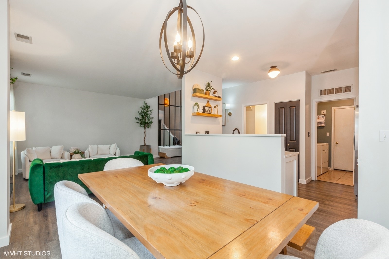 936 Moultrie Court, Naperville, IL 60563