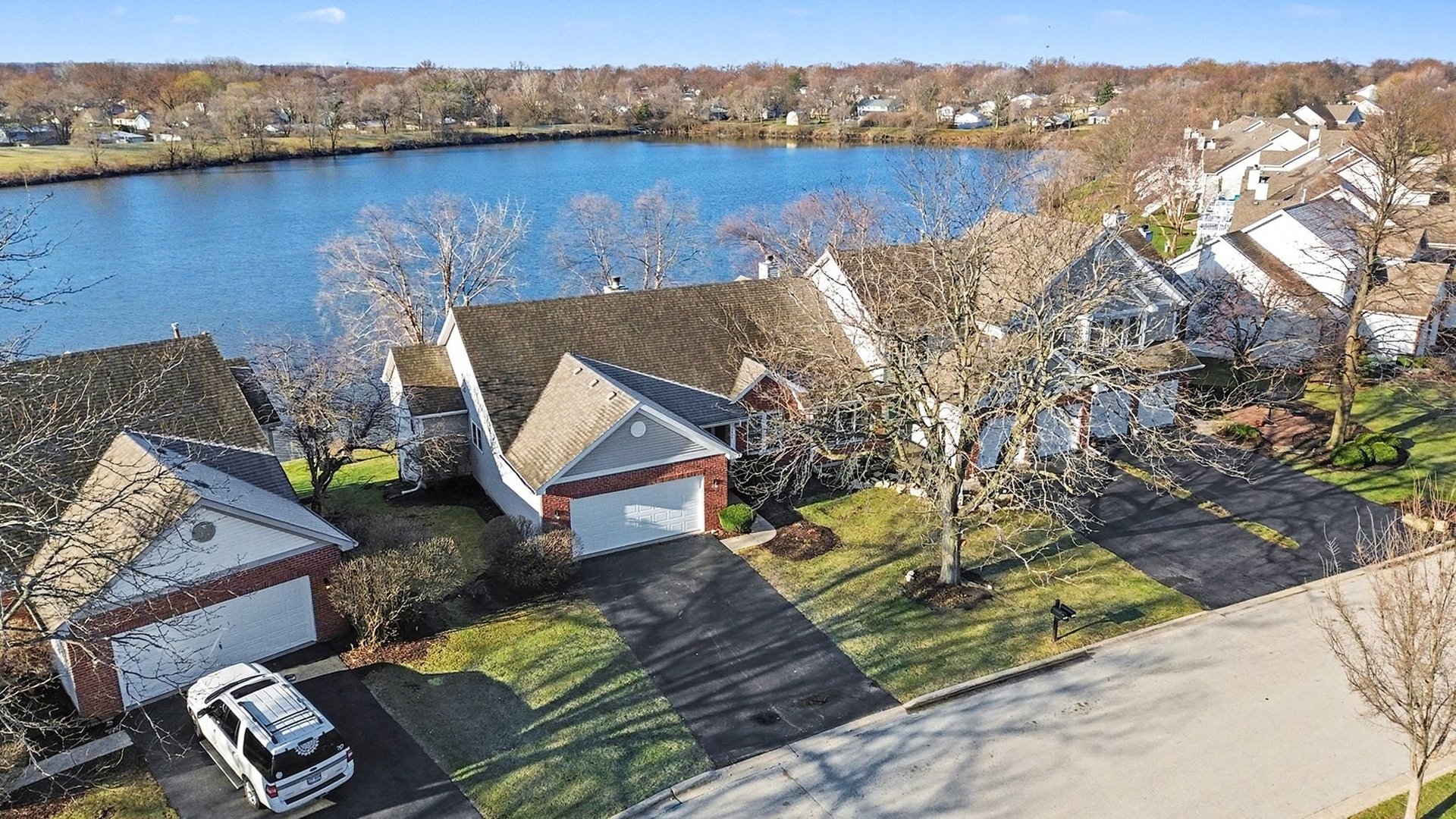 3414 Lake Shore Drive, Joliet, IL 60431