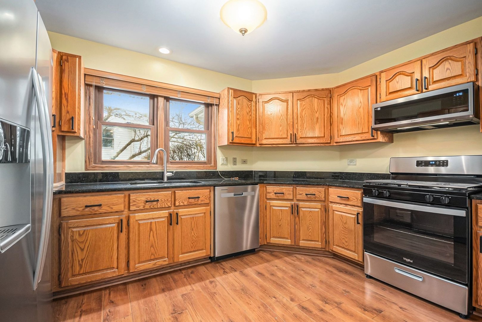 3414 Lake Shore Drive, Joliet, IL 60431