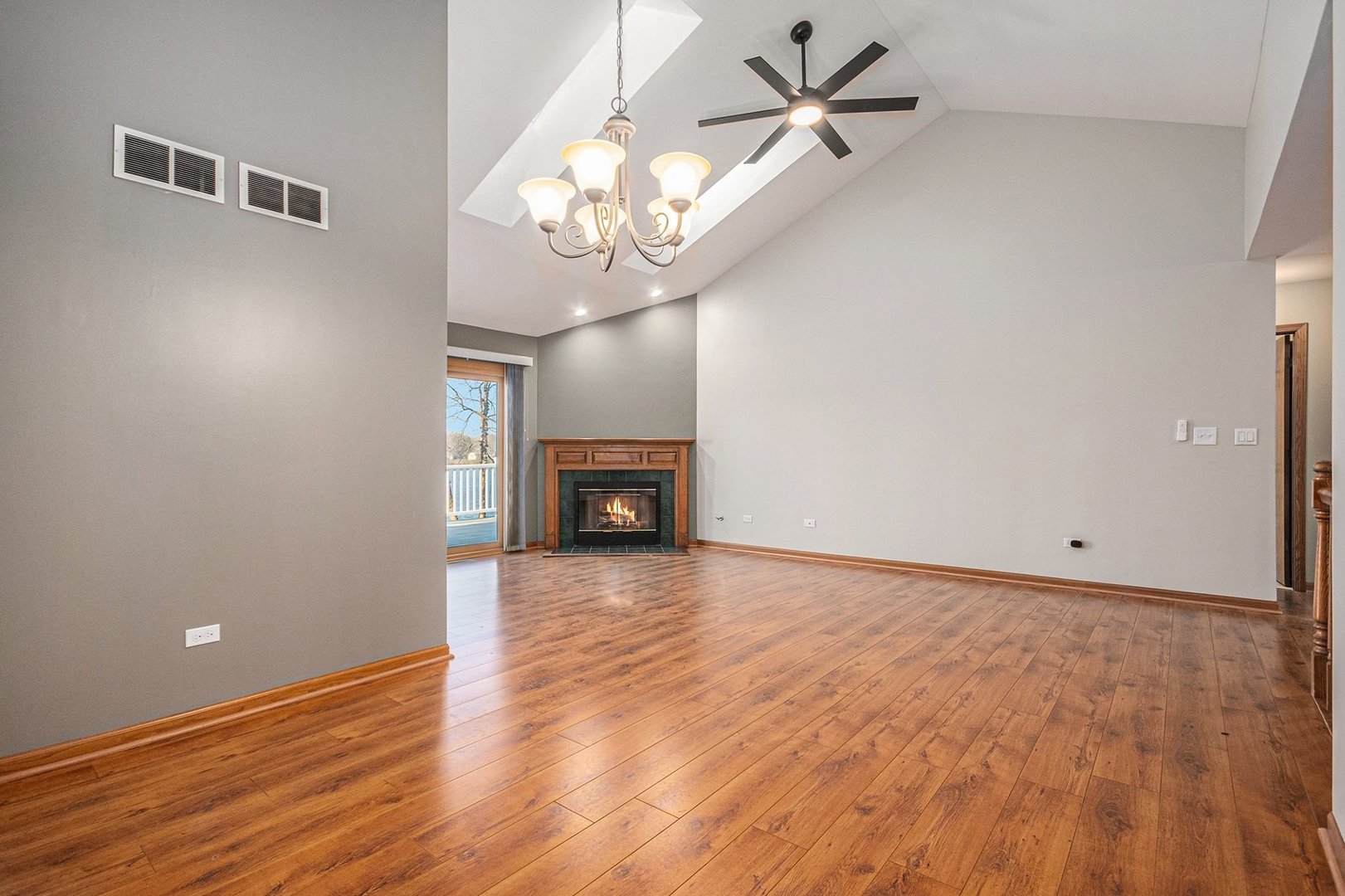 3414 Lake Shore Drive, Joliet, IL 60431