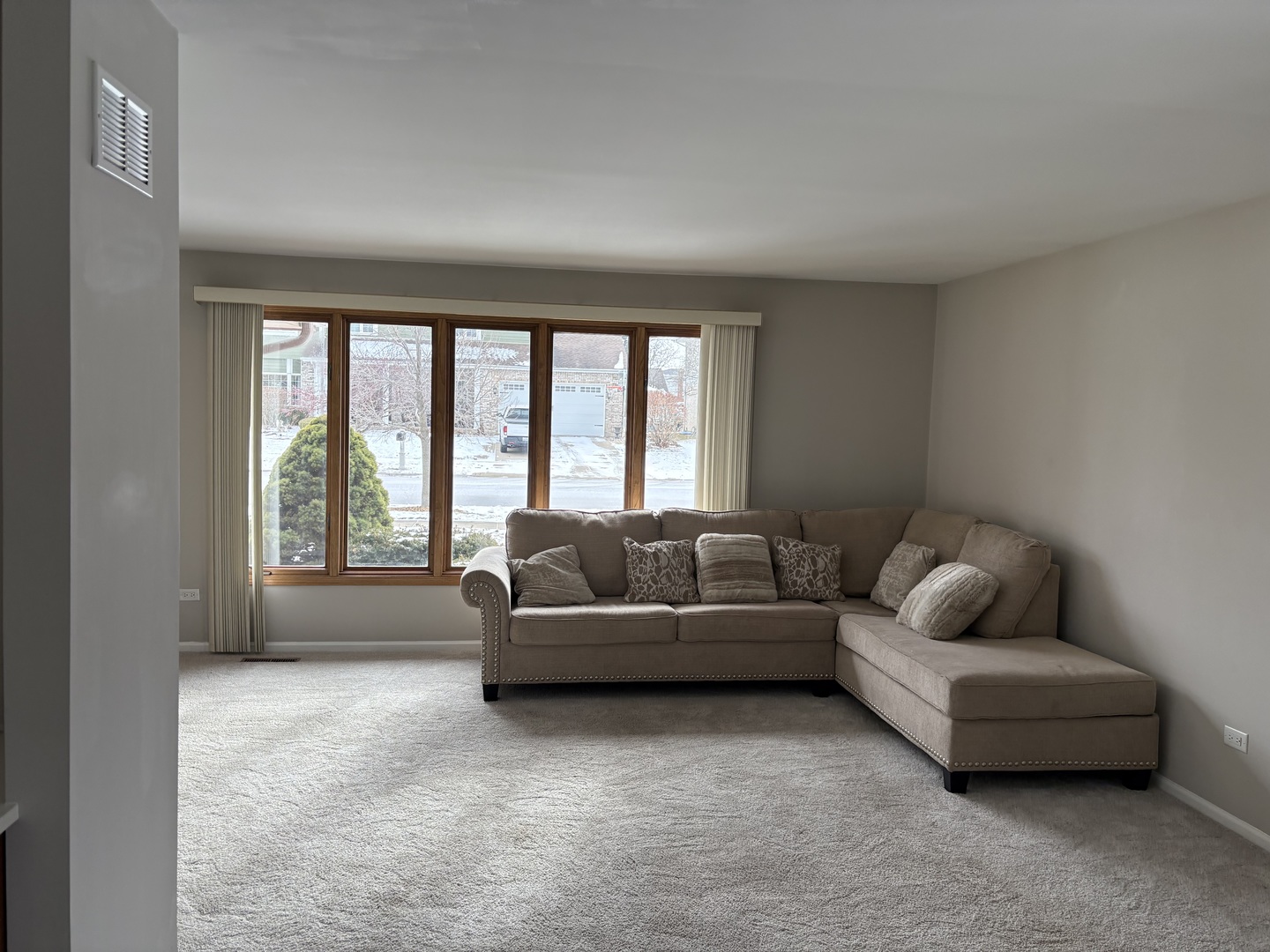 8320 Heather Lane, Tinley Park, IL 60477