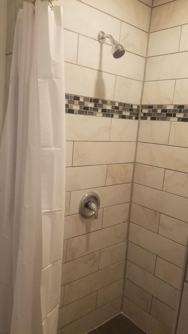 4207 N Sawyer Avenue #G, Chicago, IL 60618