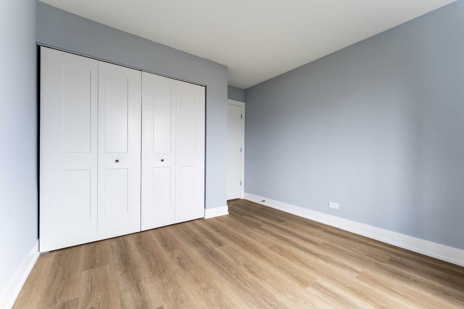 10 Oak Creek Drive #1020, Buffalo Grove, IL 60089