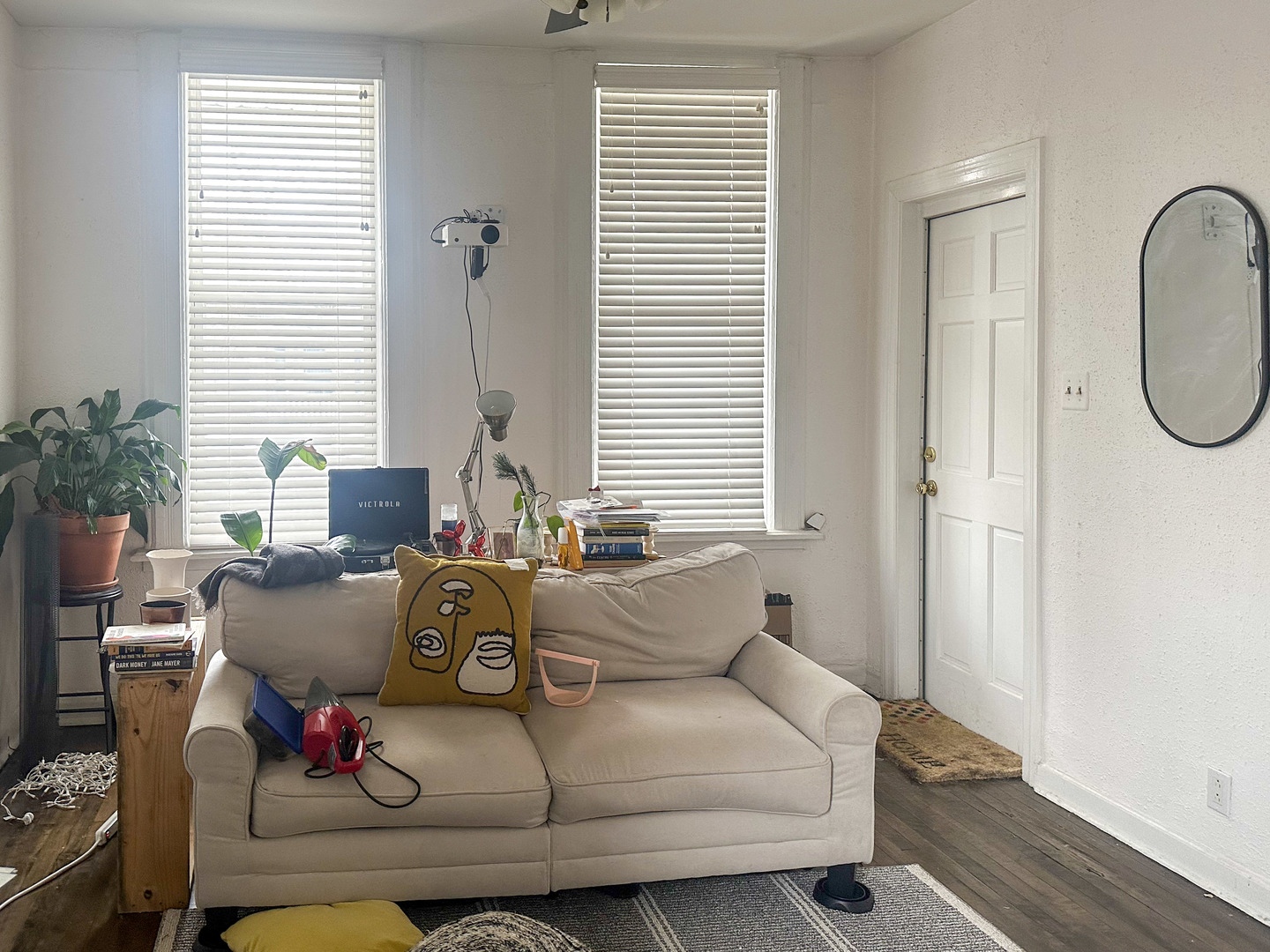 2037 N Tripp Avenue, Chicago, IL 60639