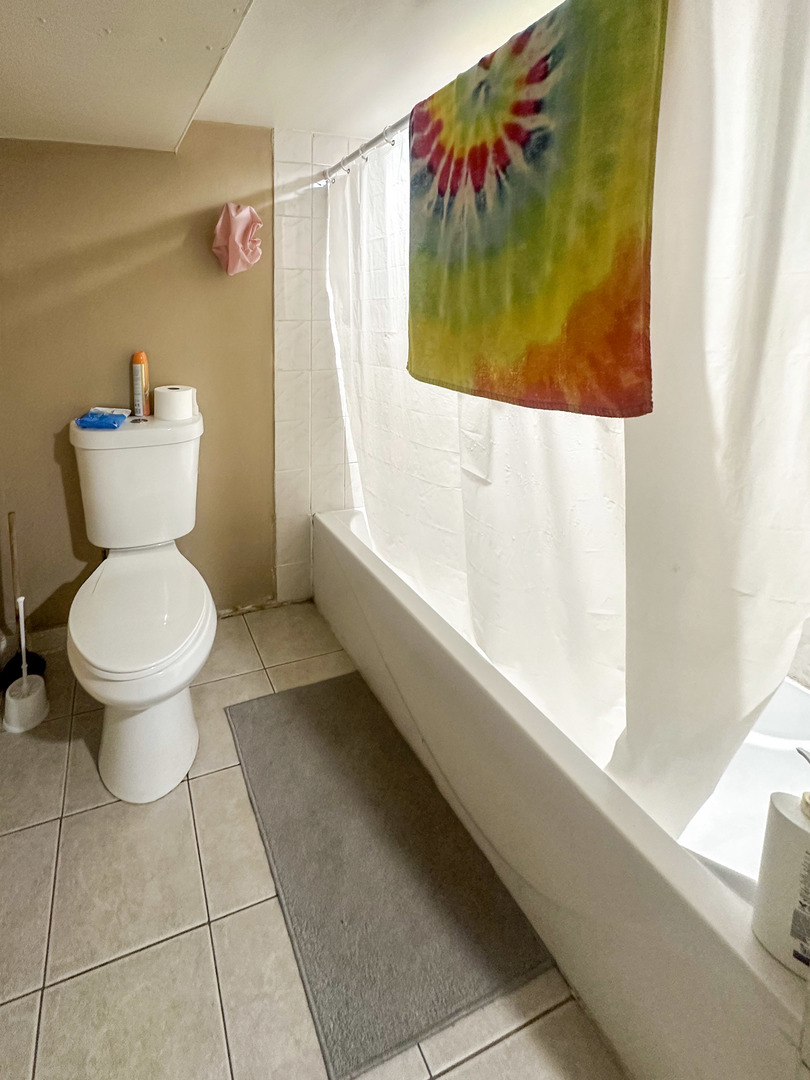 2037 N Tripp Avenue, Chicago, IL 60639