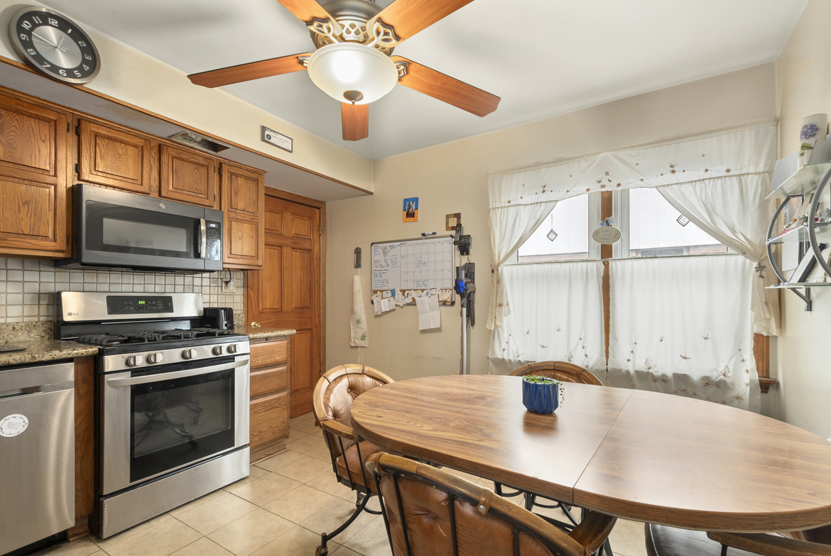 4614 W 115th Place, Alsip, IL 60803