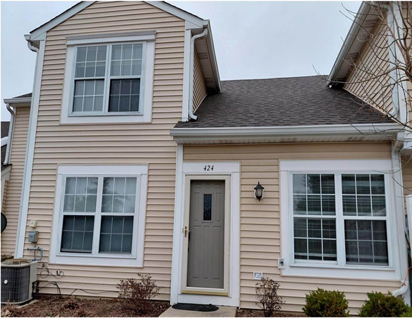 424 Le Parc Circle, Buffalo Grove, IL 60089